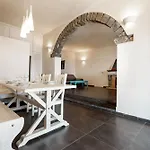 Villa Castello *