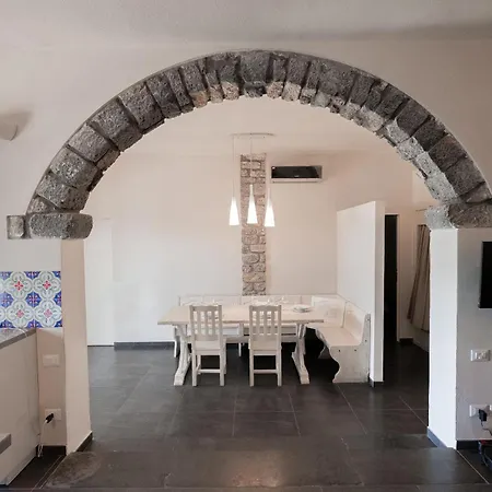 Castello Villa Porto Venere