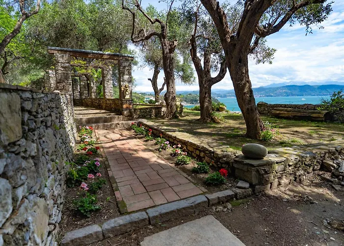Villa Castello *